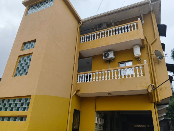 Appartement moderne avec vue sur la mangrove
