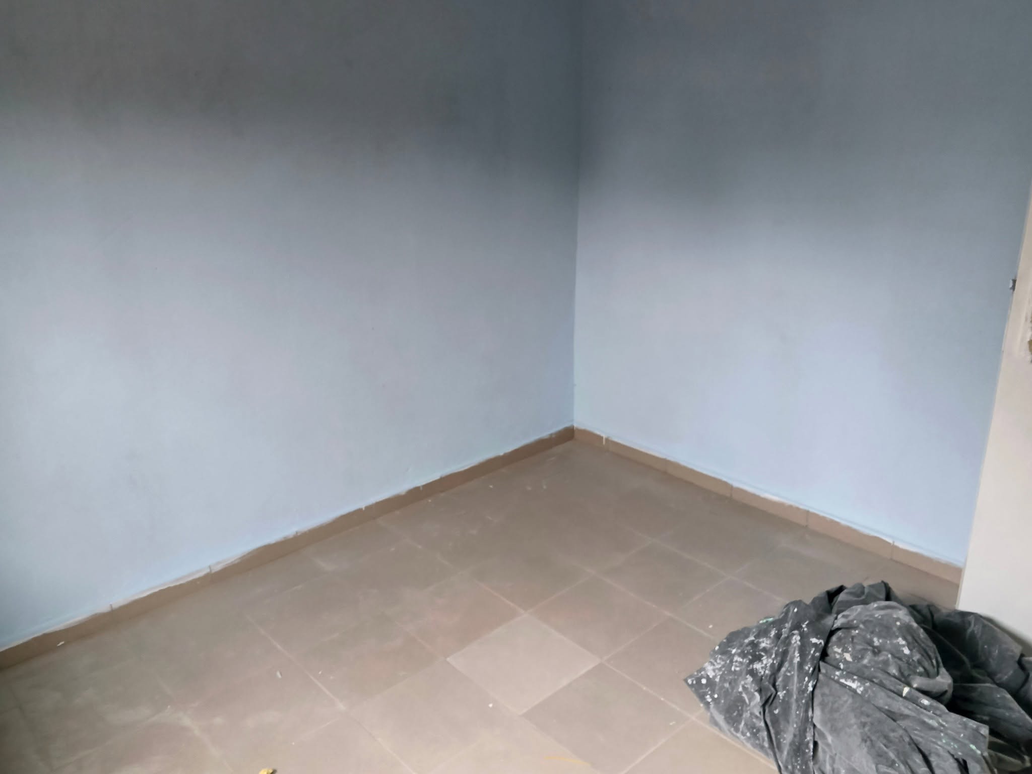760862250_1467703228725967_1259643781043983041_n Studio à louer première main